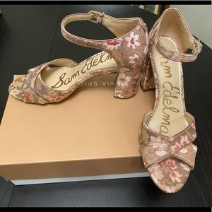 Sam Edelman sandal pumps